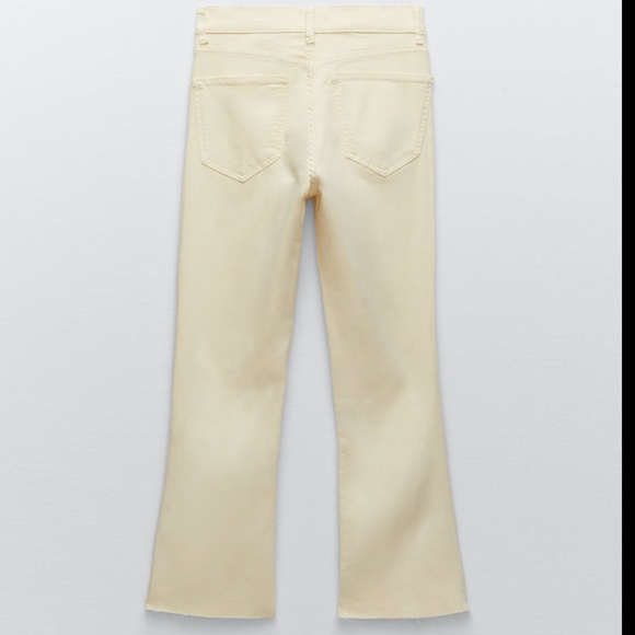 Zara cream mid-rise flared cropped jeans NWT - Picture 9 of 9